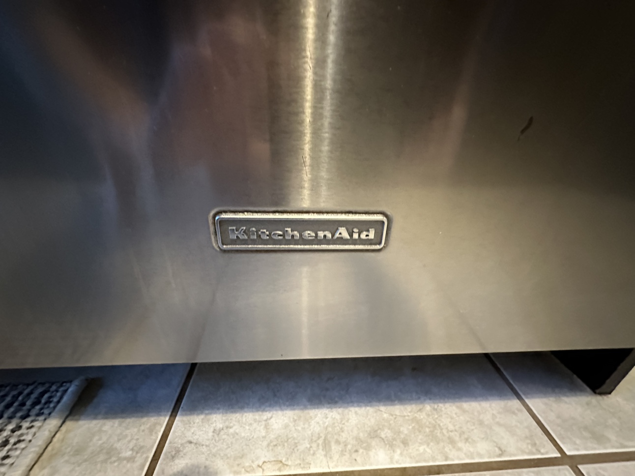 24" KitchenAid Dishwasher - photo 2