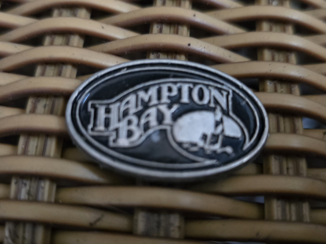 Hampton Bay Resin wicker chairs (pair) - photo 3