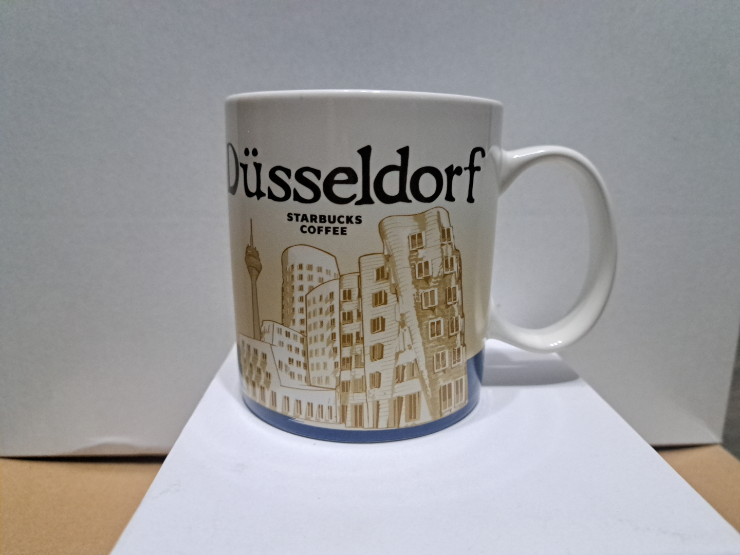 Starbucks Dusseldorf  Collectors Mug