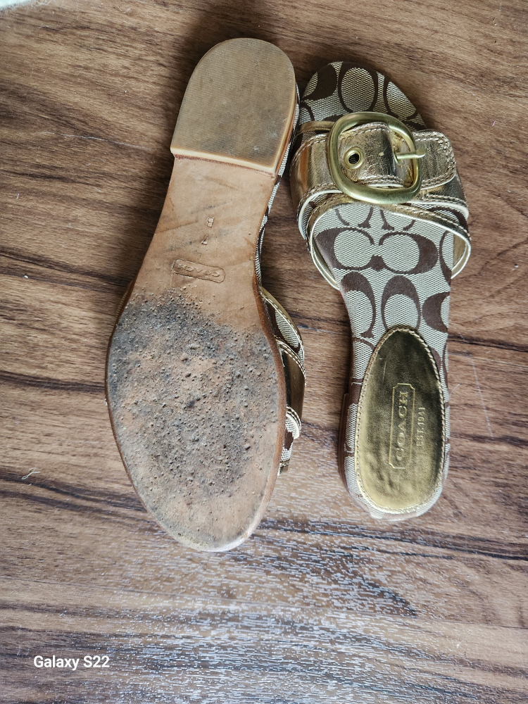 Coach flats - photo 2