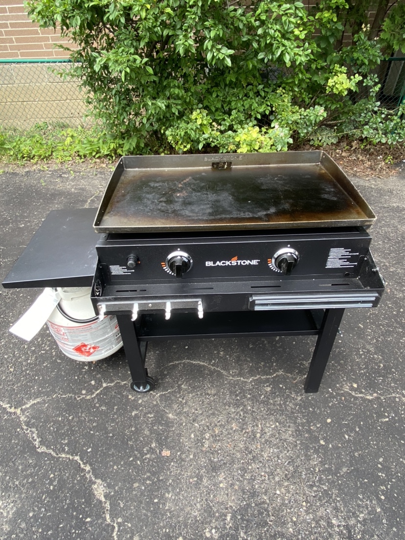 Blackstone 28" Griddle with Accessory Front Shelf and Cover thumbnail