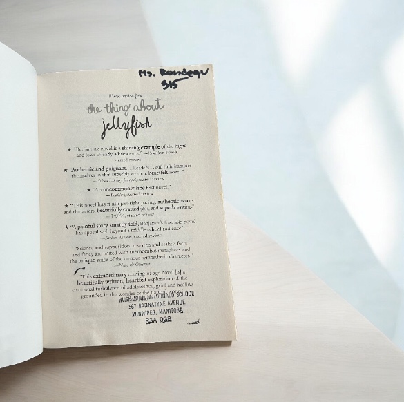 The Thing About Jellyfish (National Book Award Finalist) 2015 image indicator(5)