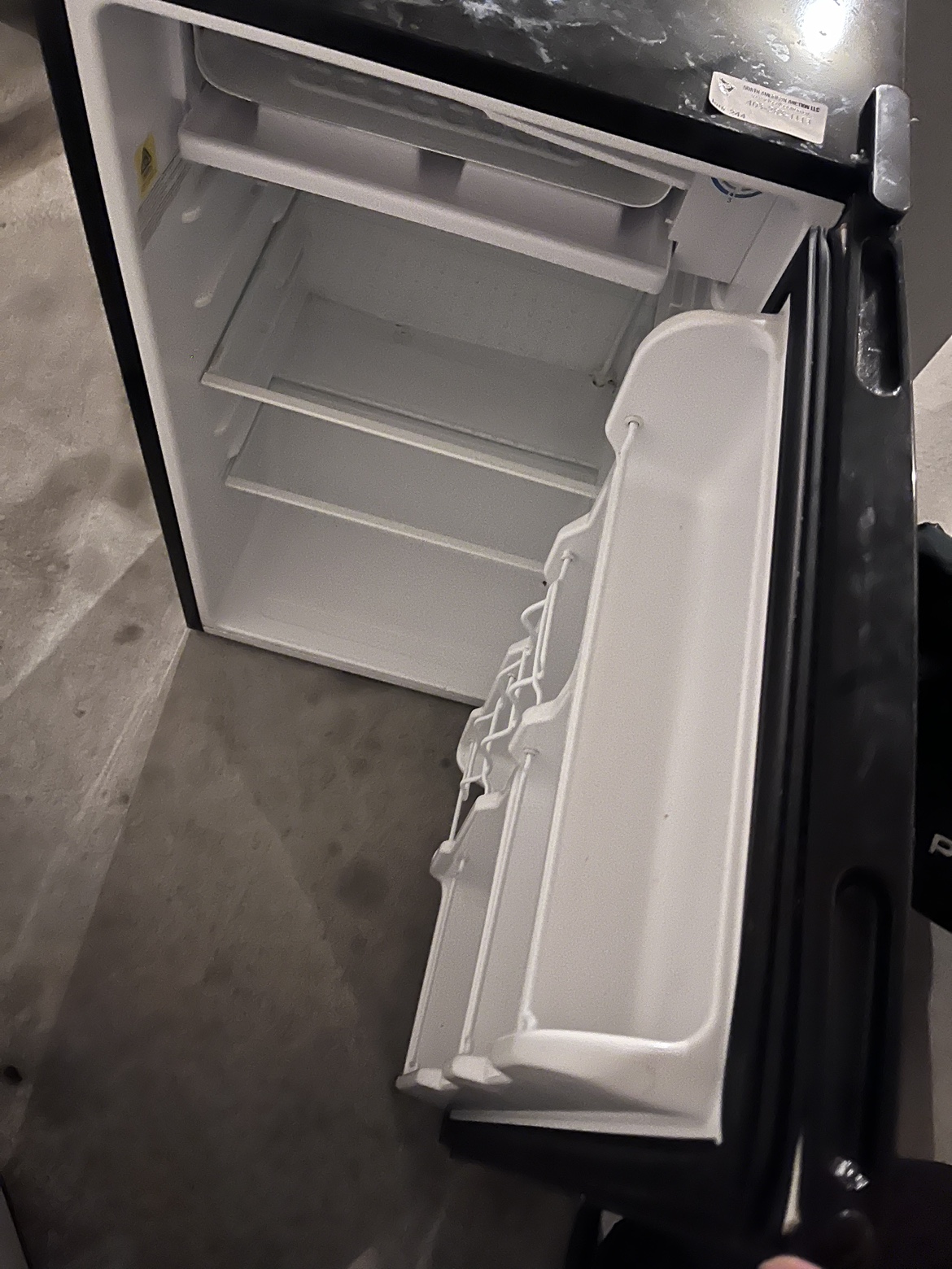 Mini fridge - photo 2