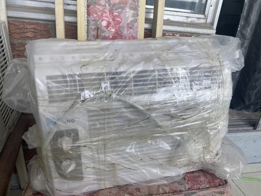 Window AC Units - photo 2