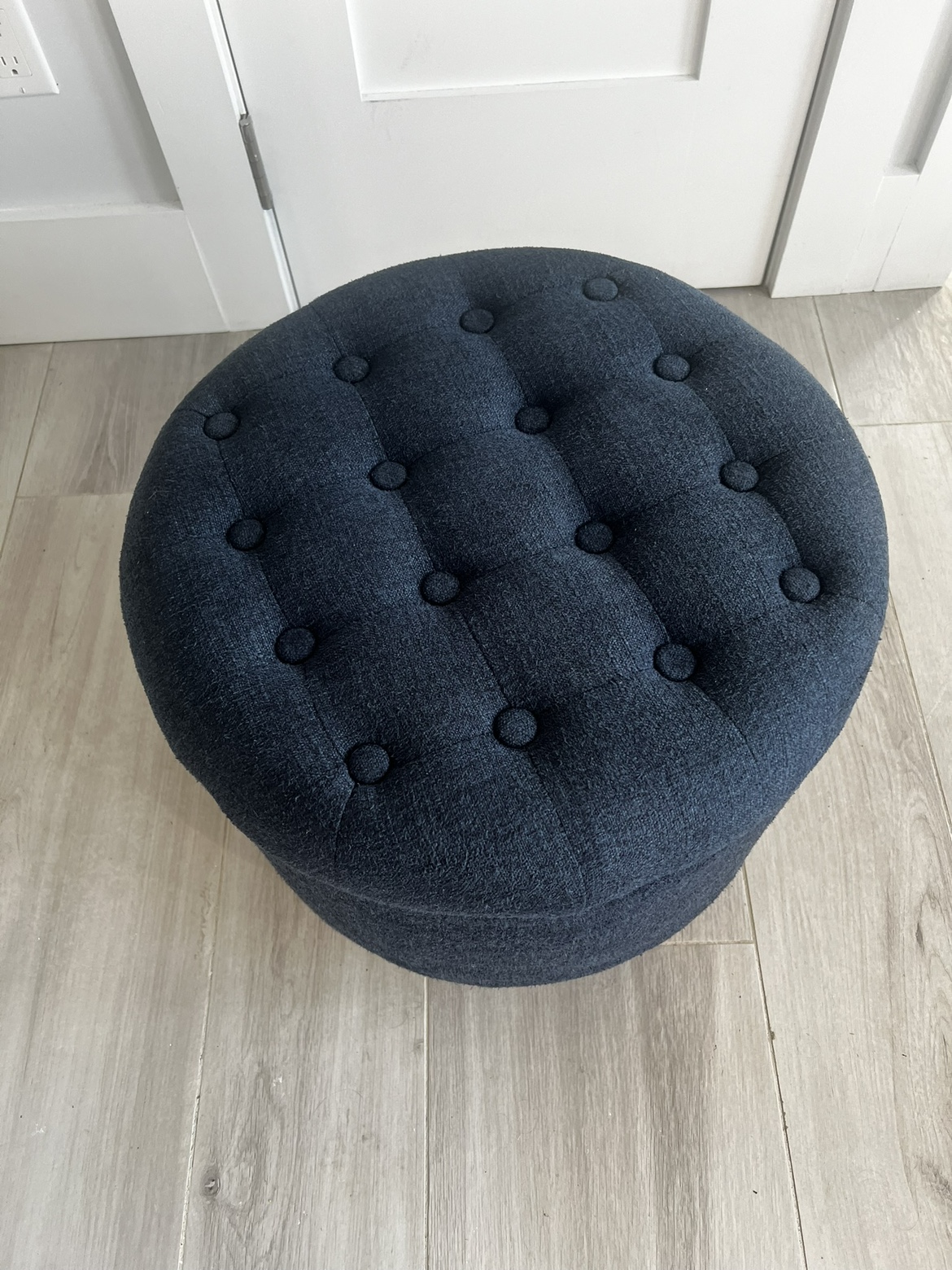 Mid-century modern ottoman with storage - photo 2