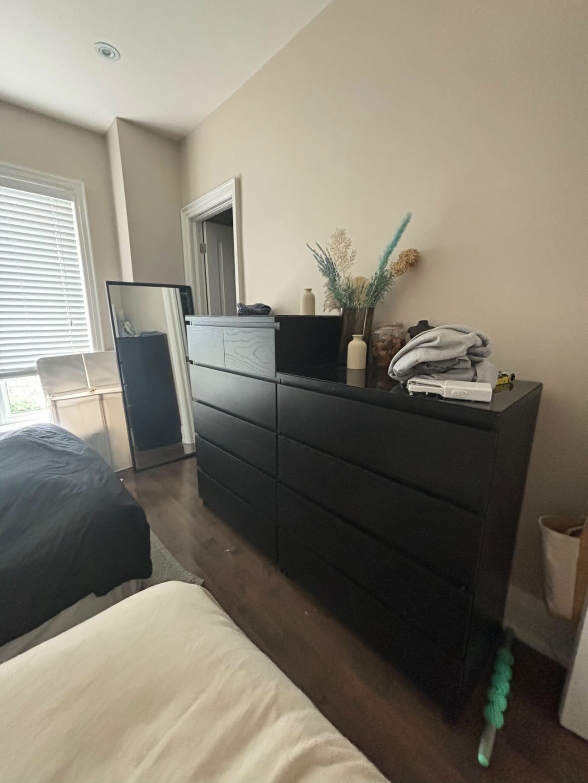Two dressers & bedside table