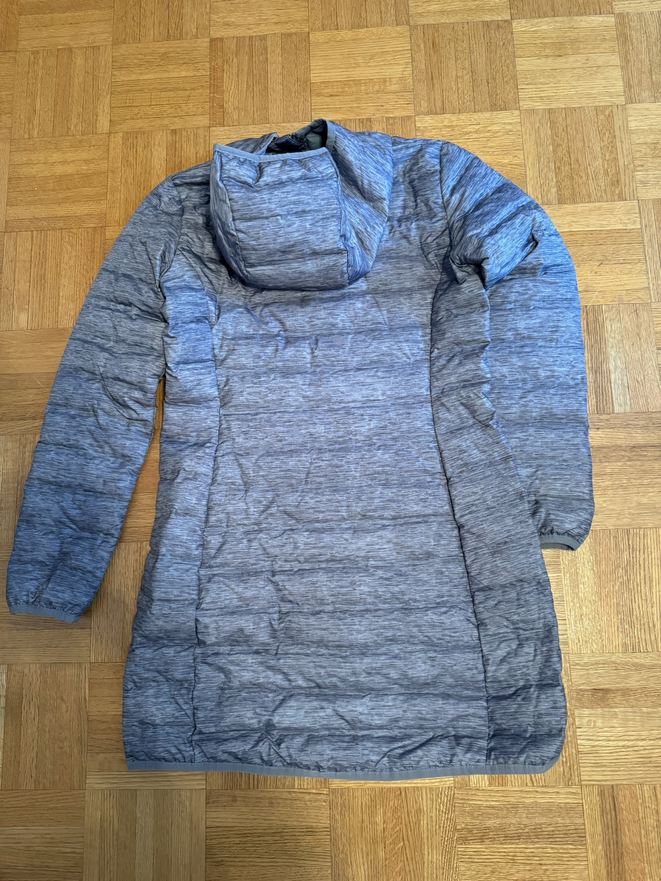 Columbia light puffer jacket image indicator(2)