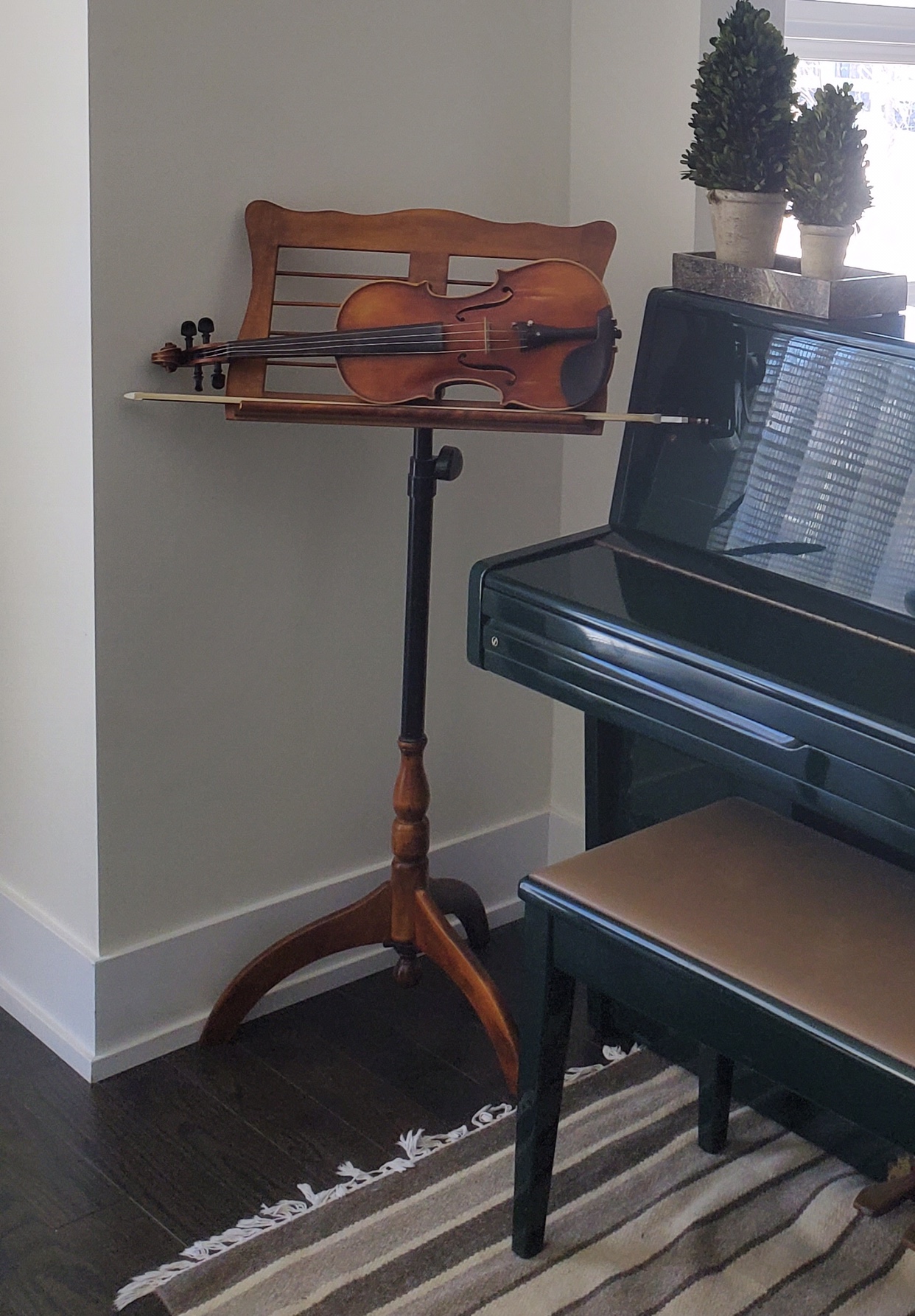 Music stand - photo 2