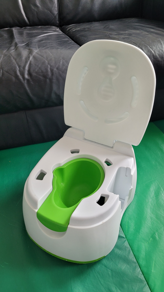 Munchkin 3-in1 Potty Seat. Move sale! - photo 2