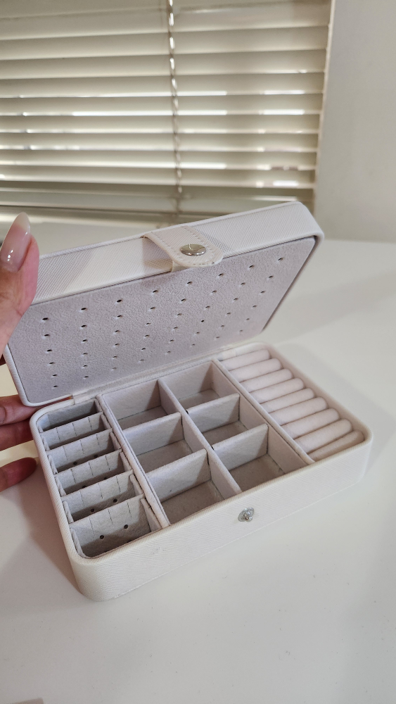 accessories box
