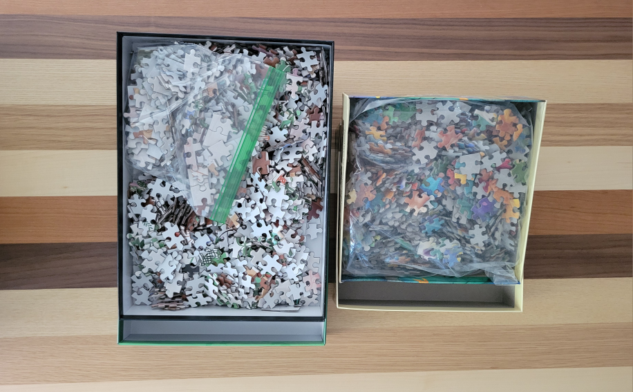 (2) Puzzles, 1000 pieces each ones image indicator(3)