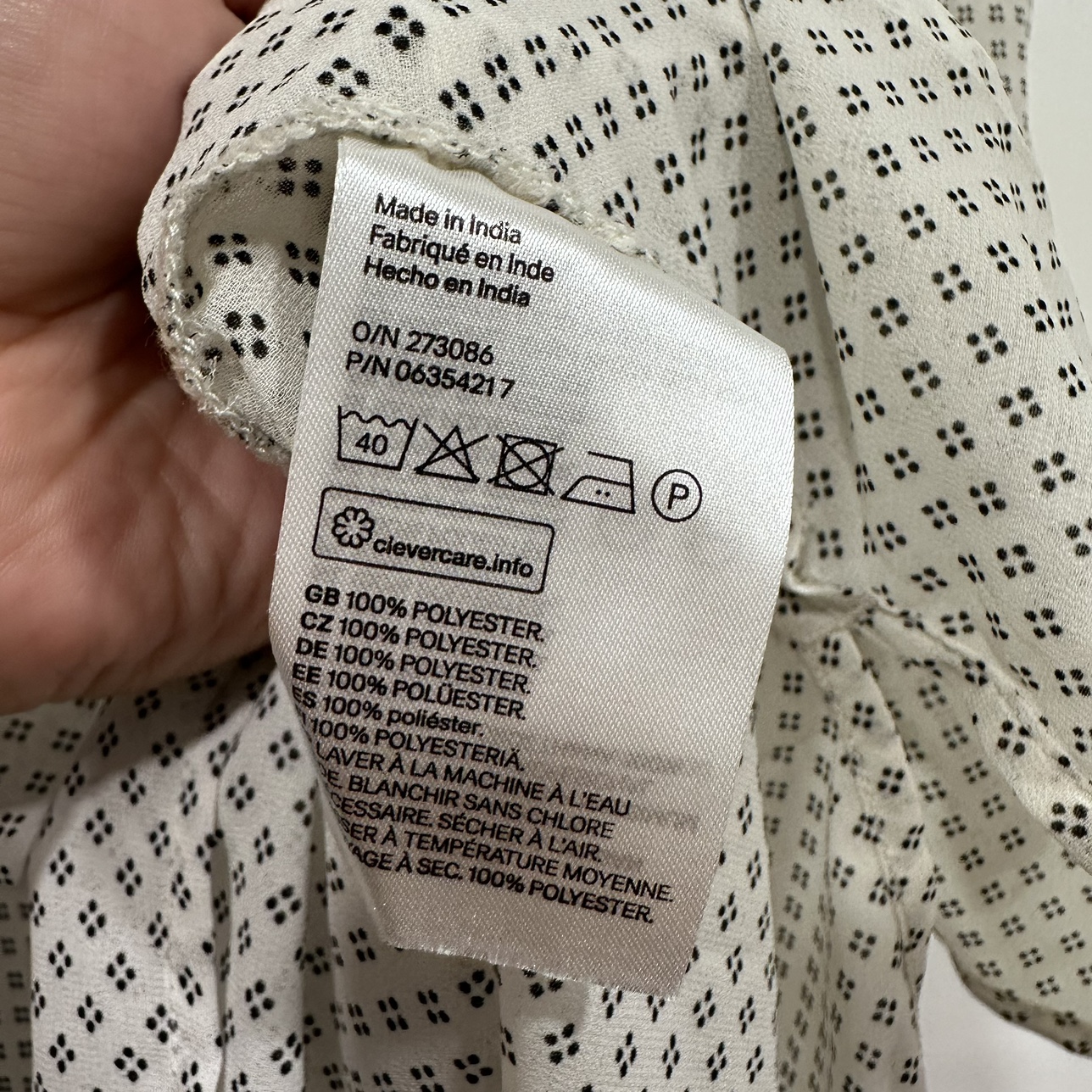 H&M flowy printed top image indicator(6)