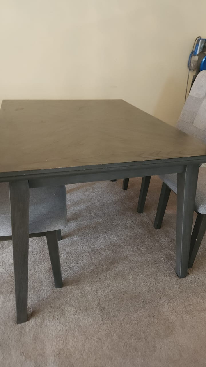 4 chairs and table - photo 4