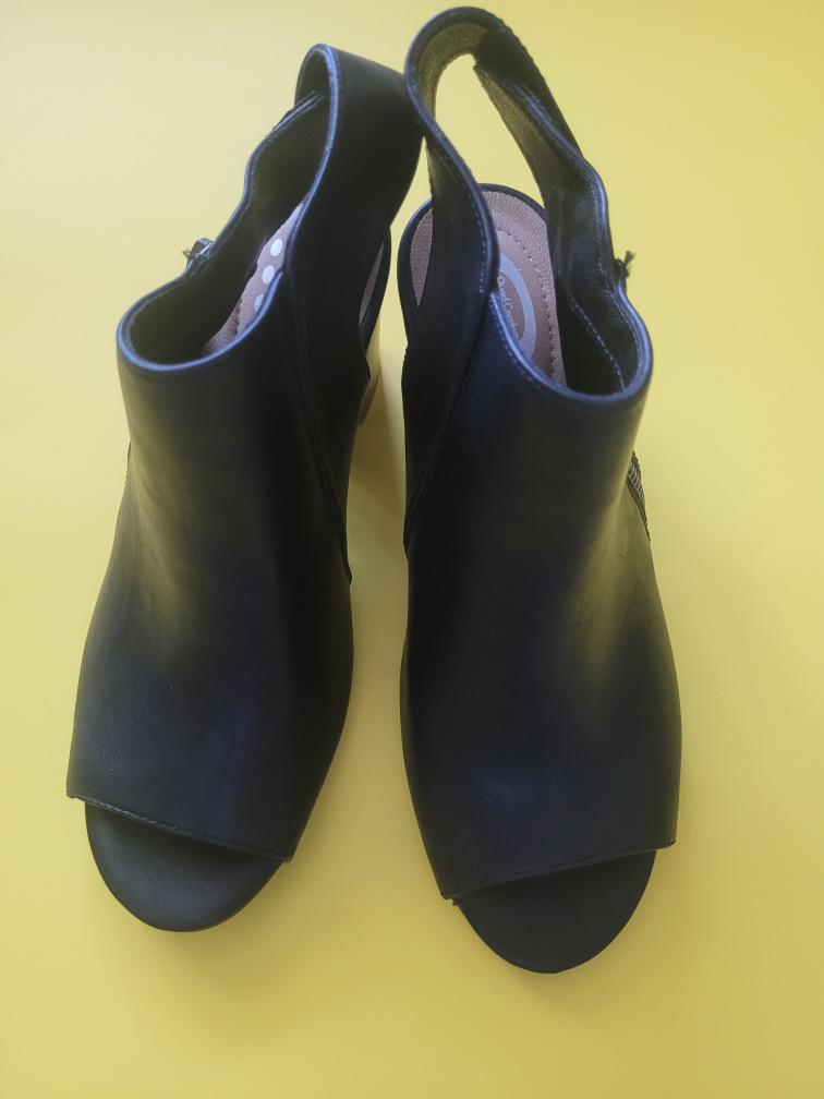 Open Toed Heels Size 8