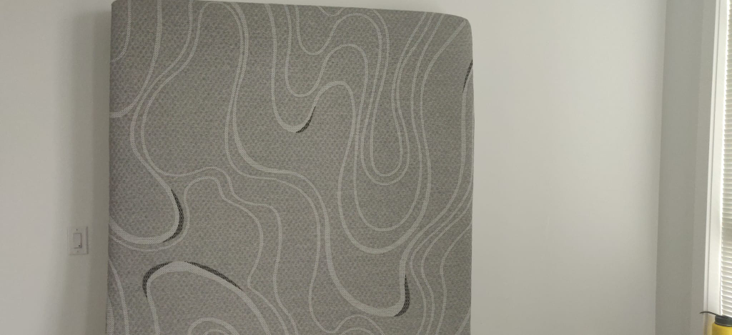 For Sale: Queen Size Mattress - Medium Firm - photo 3