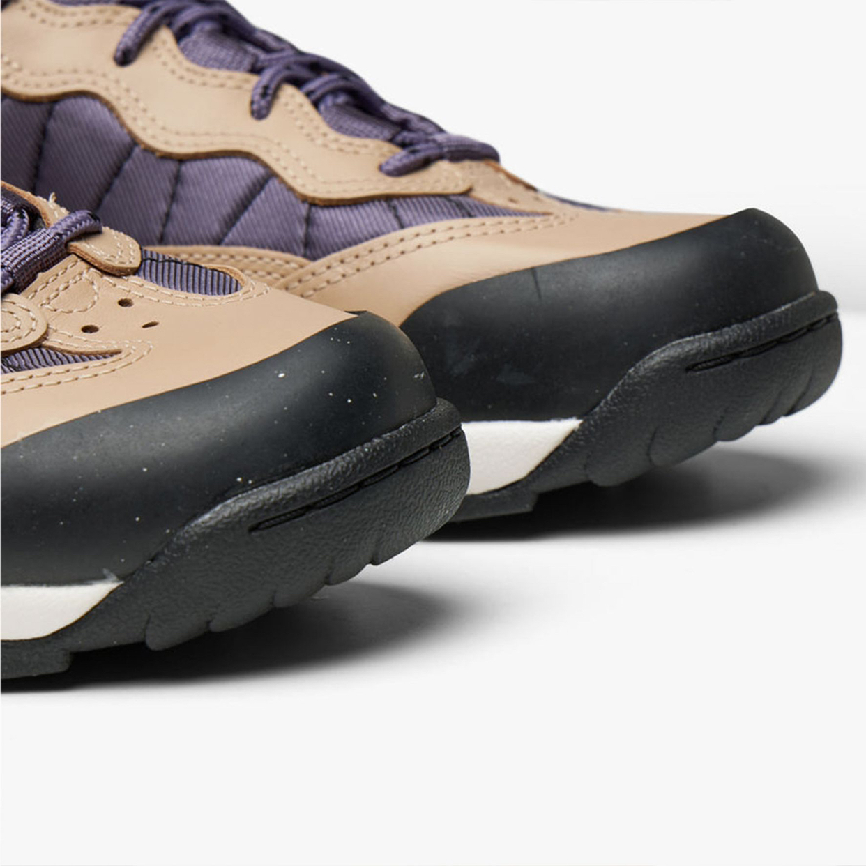 New Nike ACG Air Mada Low size 9M image indicator(9)