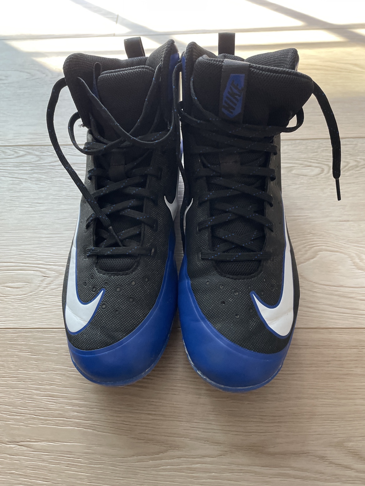 Nike HUARACHE cleats - size 9 thumbnail