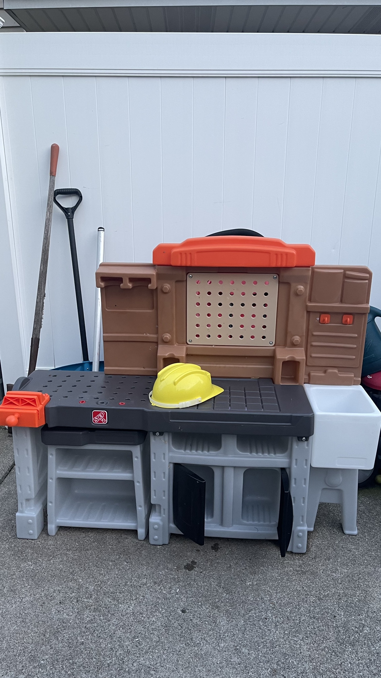 Little Tikes workshop ( no tool) - photo 2