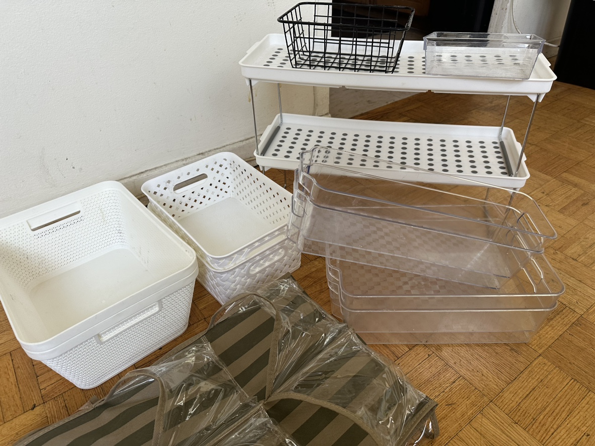 Bins/ Storage must take all - photo 2