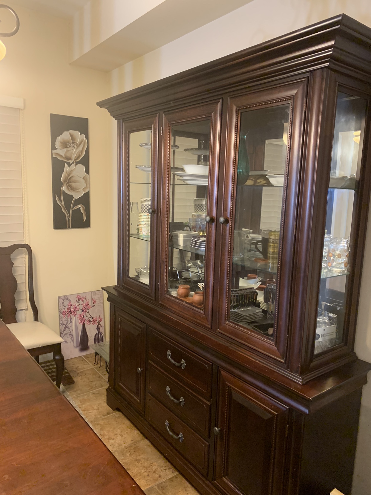 6 Seater solid wood dining table with hutch - photo 2
