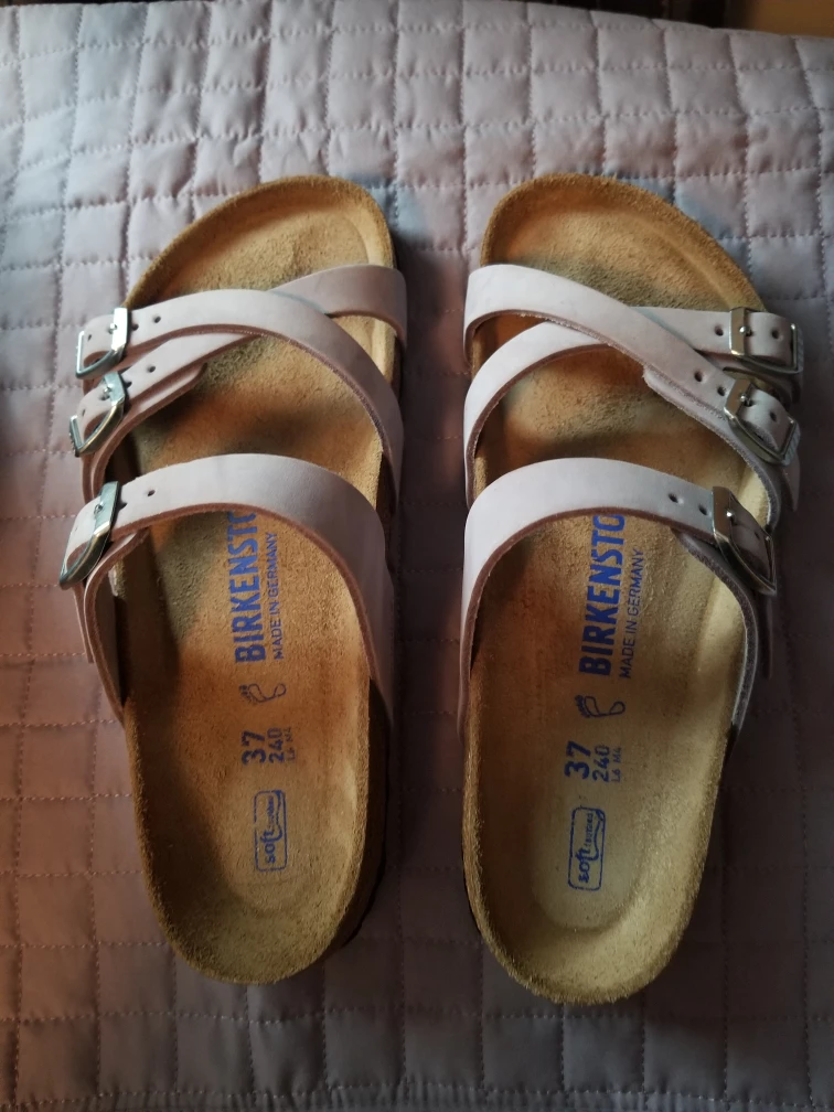 Birkenstock size 37 soft footbed