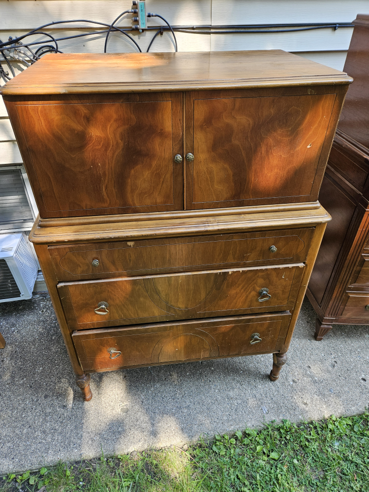 solid wood vintage dresser - photo 4
