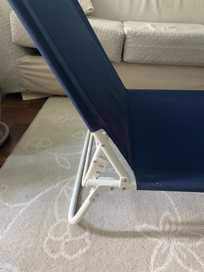 Fabric folding lawn chair