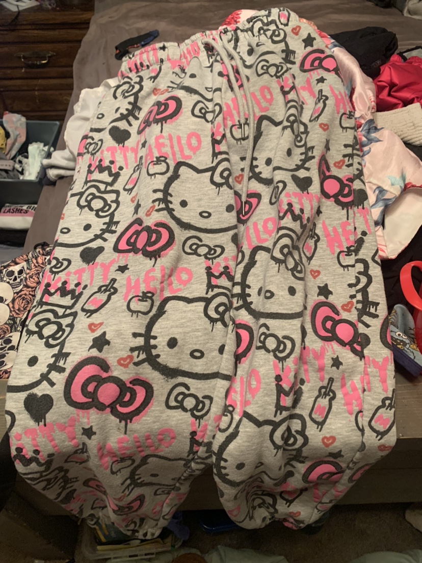 Hello kitty sweats - photo 2