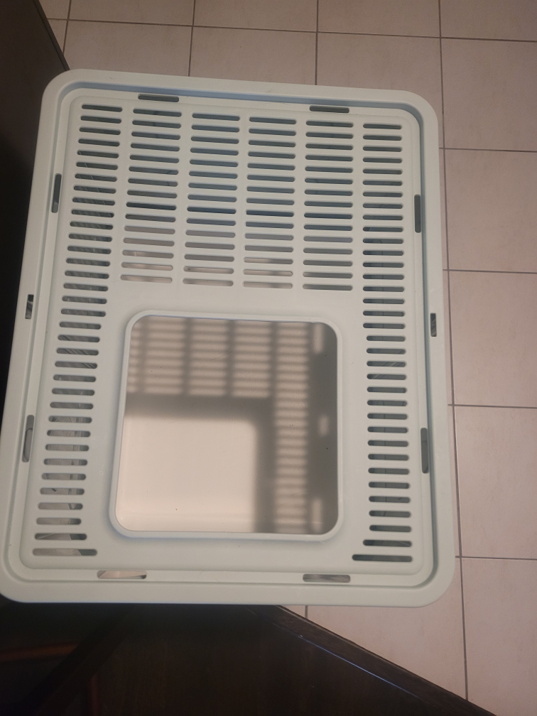 cat- litter box in a good condition - photo 2