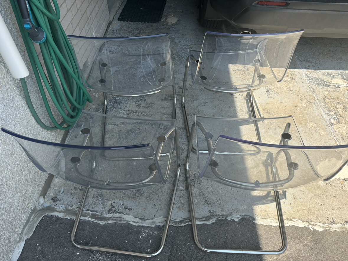 Four acrylic chairs image indicator(4)