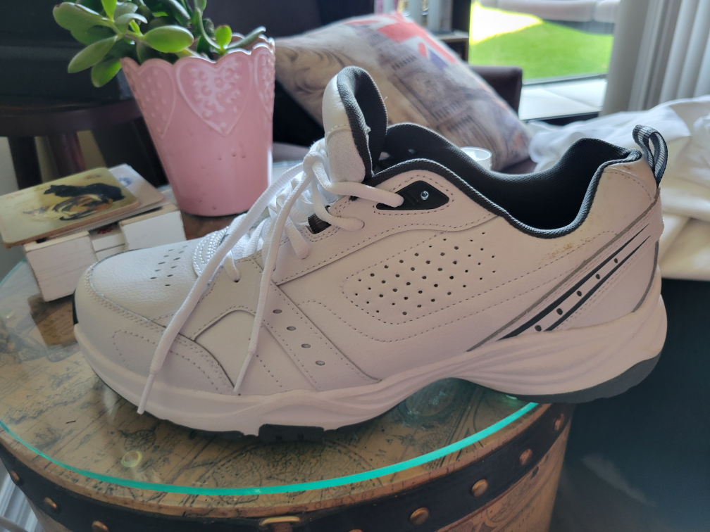 Kirkland Signature Men’s Athletic Memory Foam Sneakers image indicator(2)