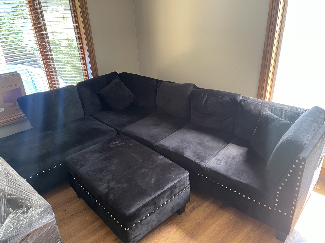 Sectional Sofa with Ottoman - photo 2