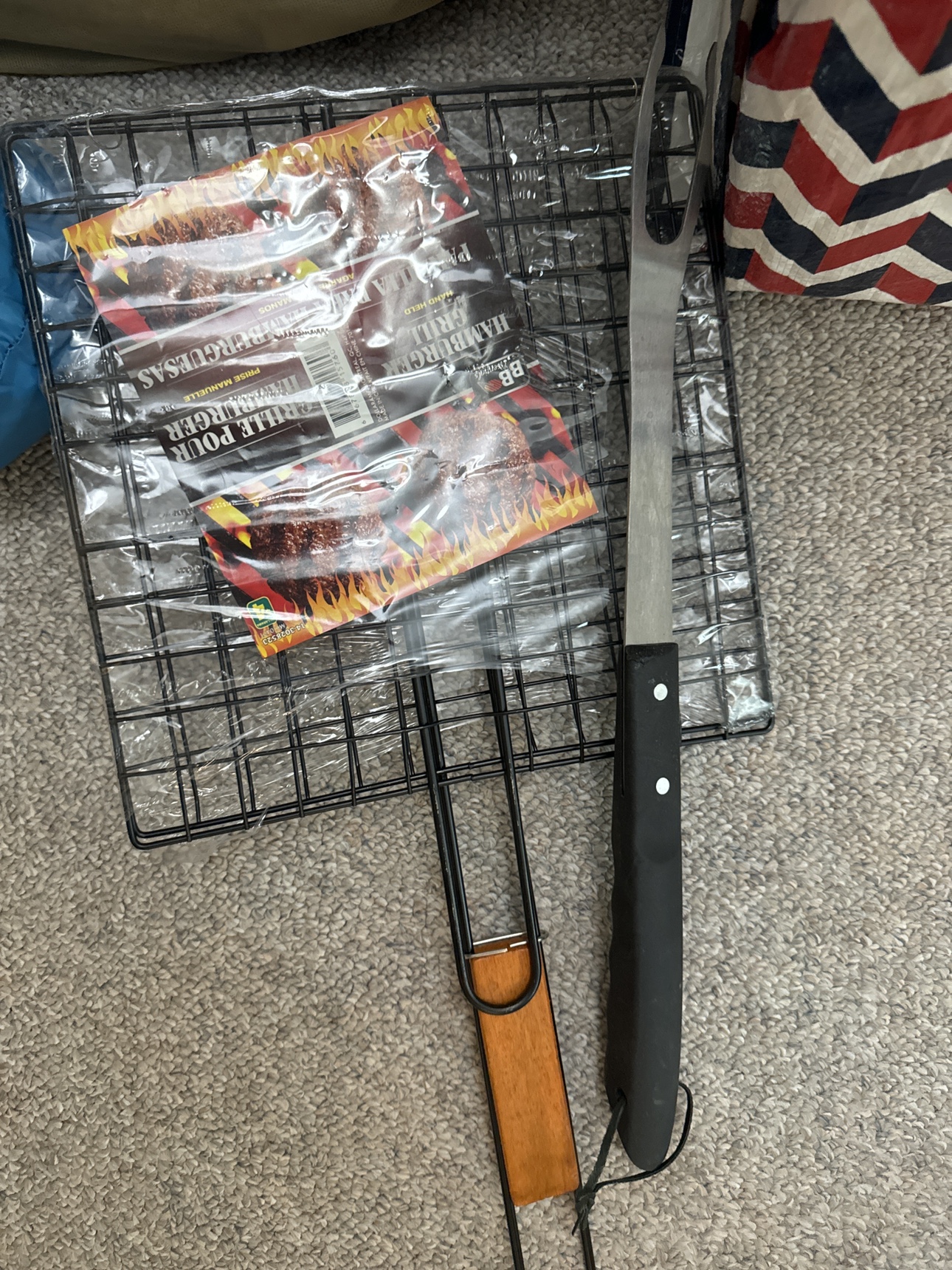 Camping items for sale image indicator(6)