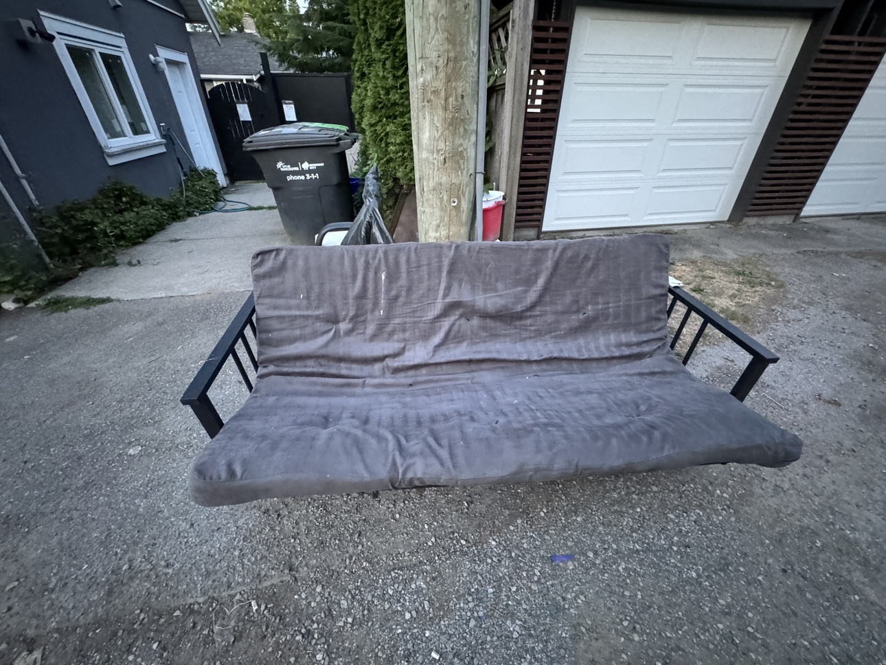 Sofa bed: 2 in one