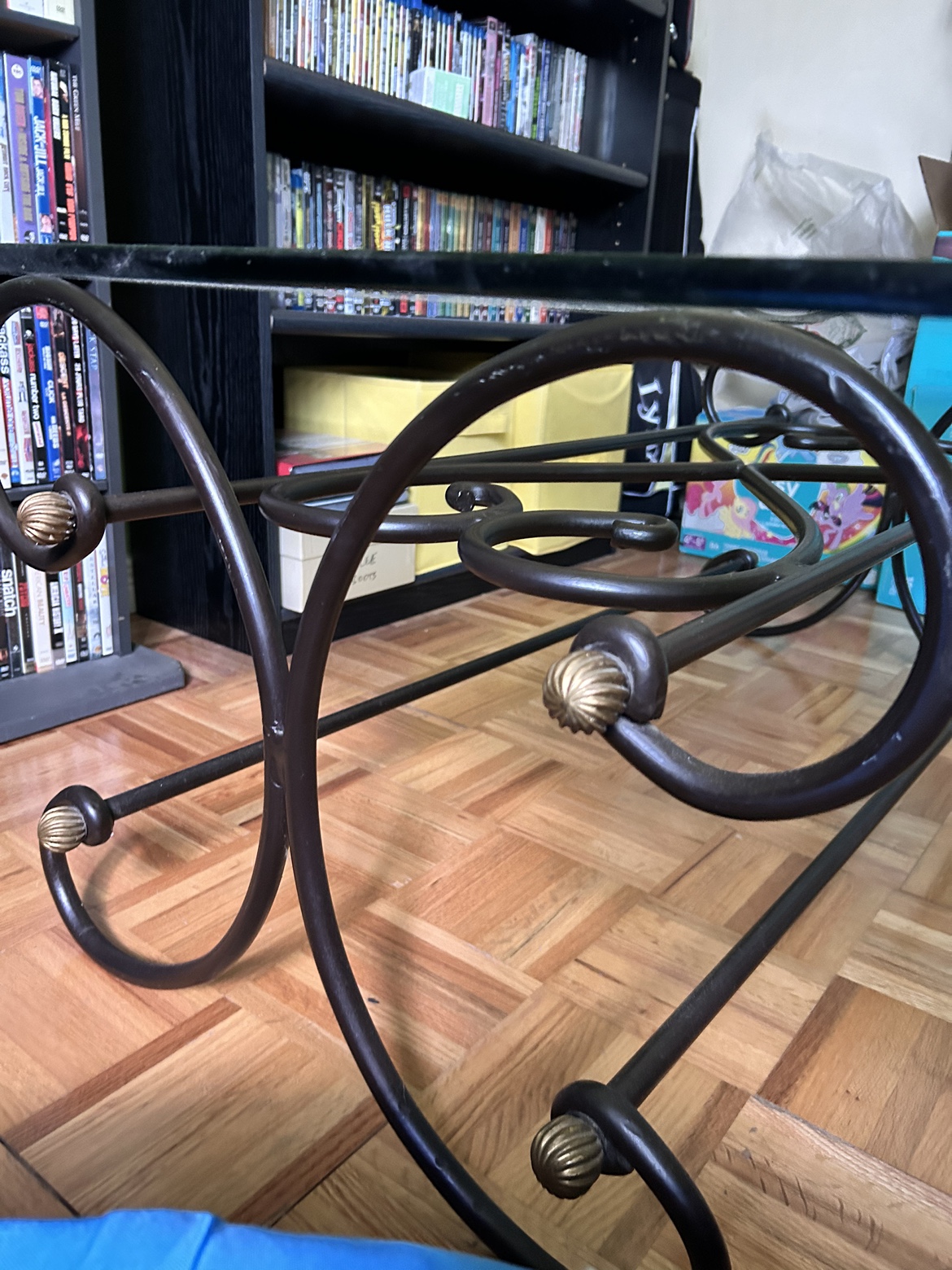 Coffee and end tables image indicator(2)