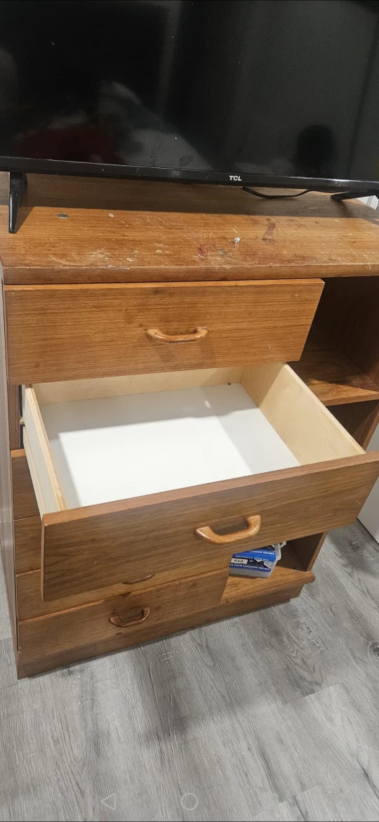 brown shelf with 6 drawers URGENT image indicator(4)