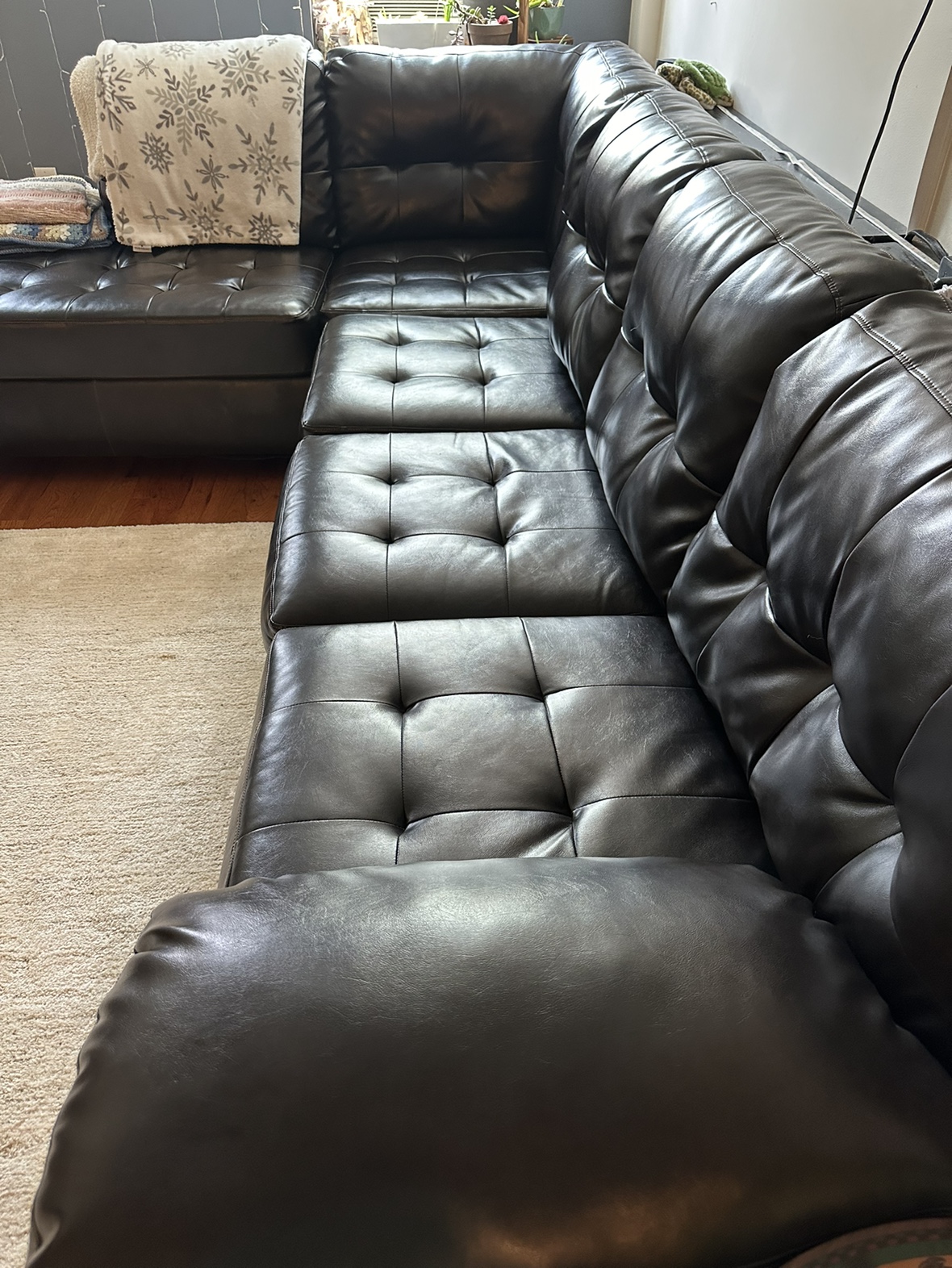 Sectional couch - photo 5