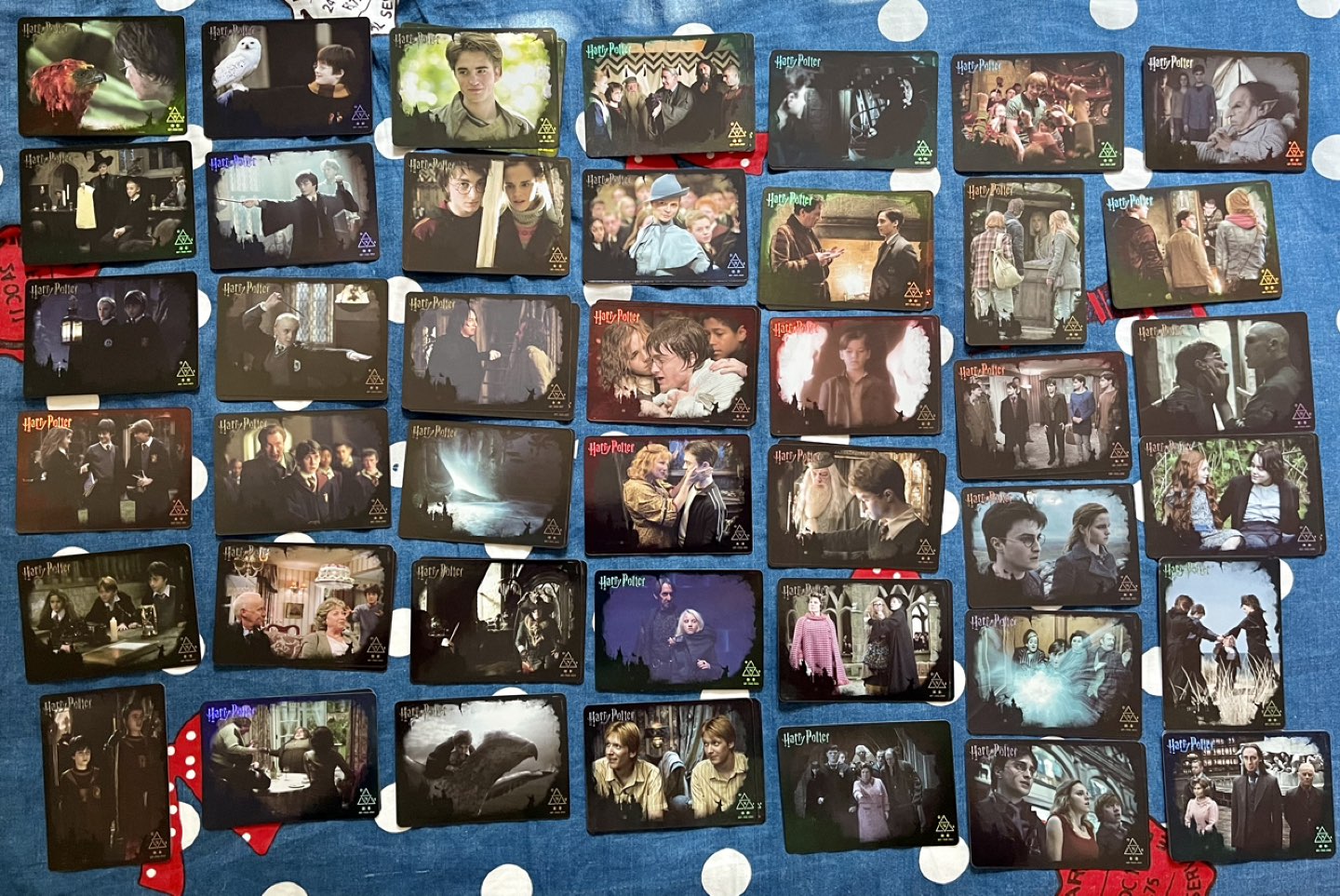 Harry Potter & Fantastic Beasts Collectable Treading Cards image indicator(3)