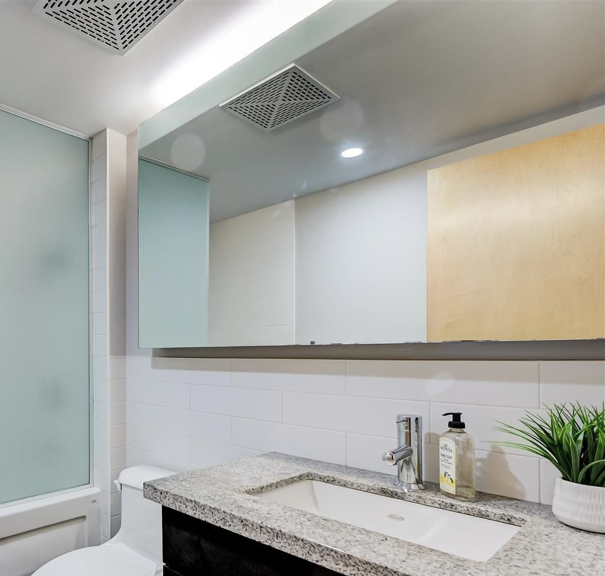 55” x 36” bathroom mirror with lighting