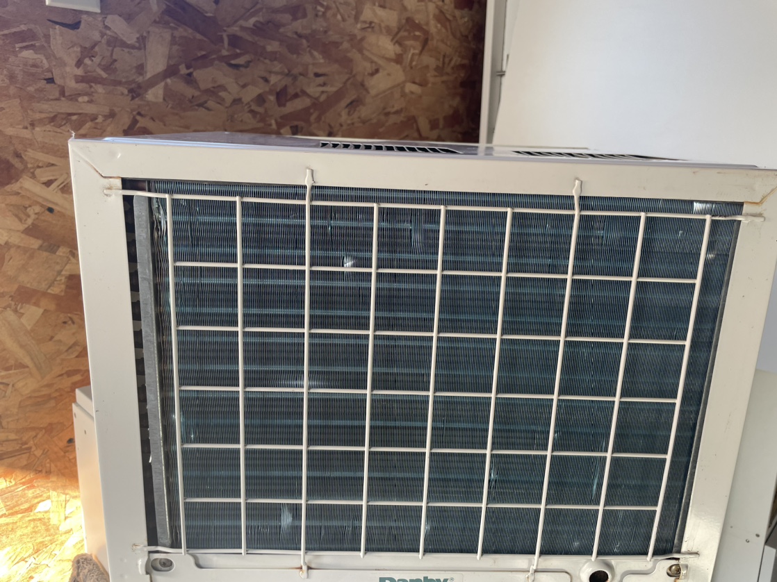 5000 BTU Air conditioner AC - photo 2
