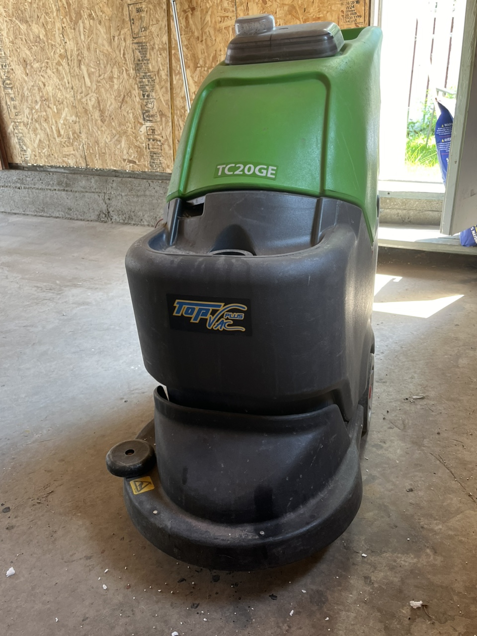 Cleaning machines excellent for startup business - photo 4