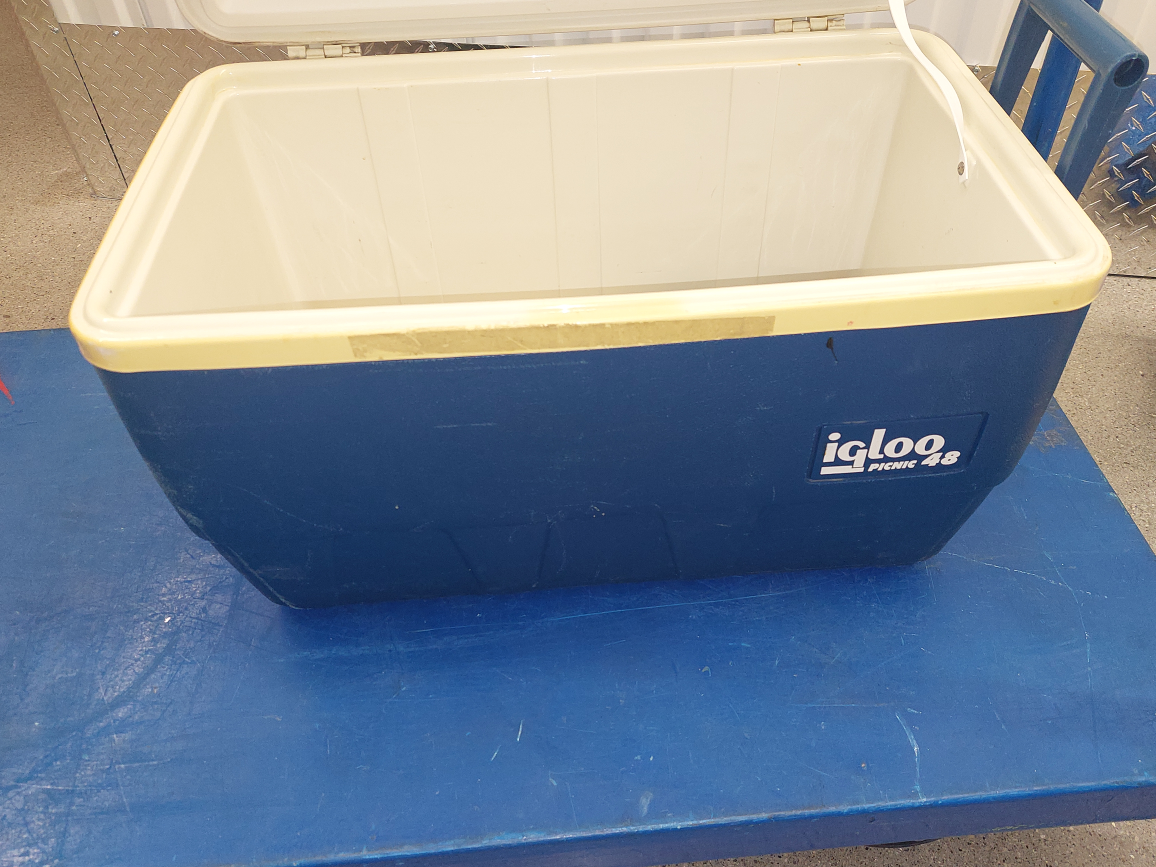 Igloo large cooler - photo 2