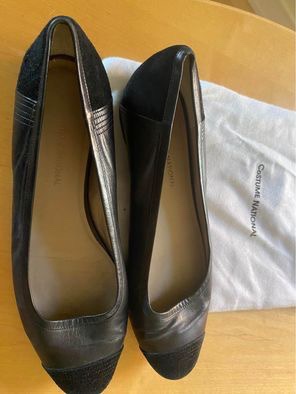 CoSTUME NATIONAL black leather ballerina slippers. image indicator(2)