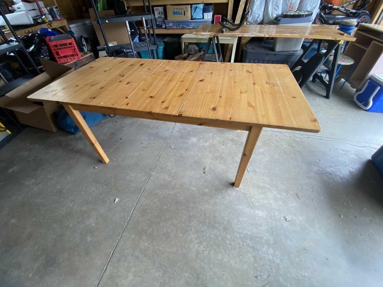 Ikea table with leaf