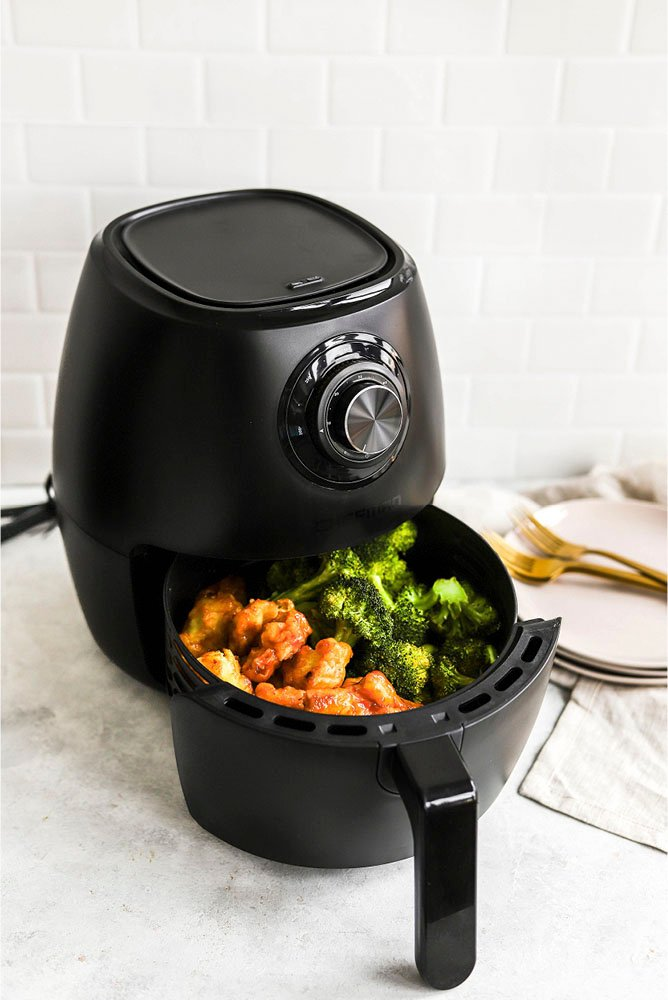 Chefman - TurboFry 3.6 Qt. Analog Air Fryer