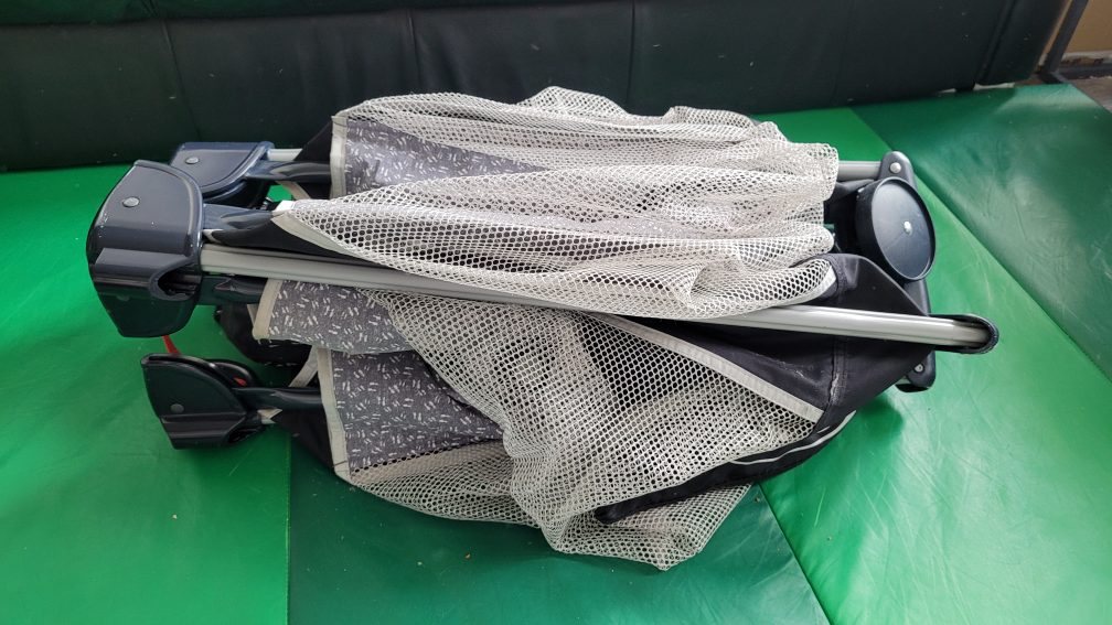 Graco Pack 'n Play Playard/crib/baby cod. Move sale! - photo 5