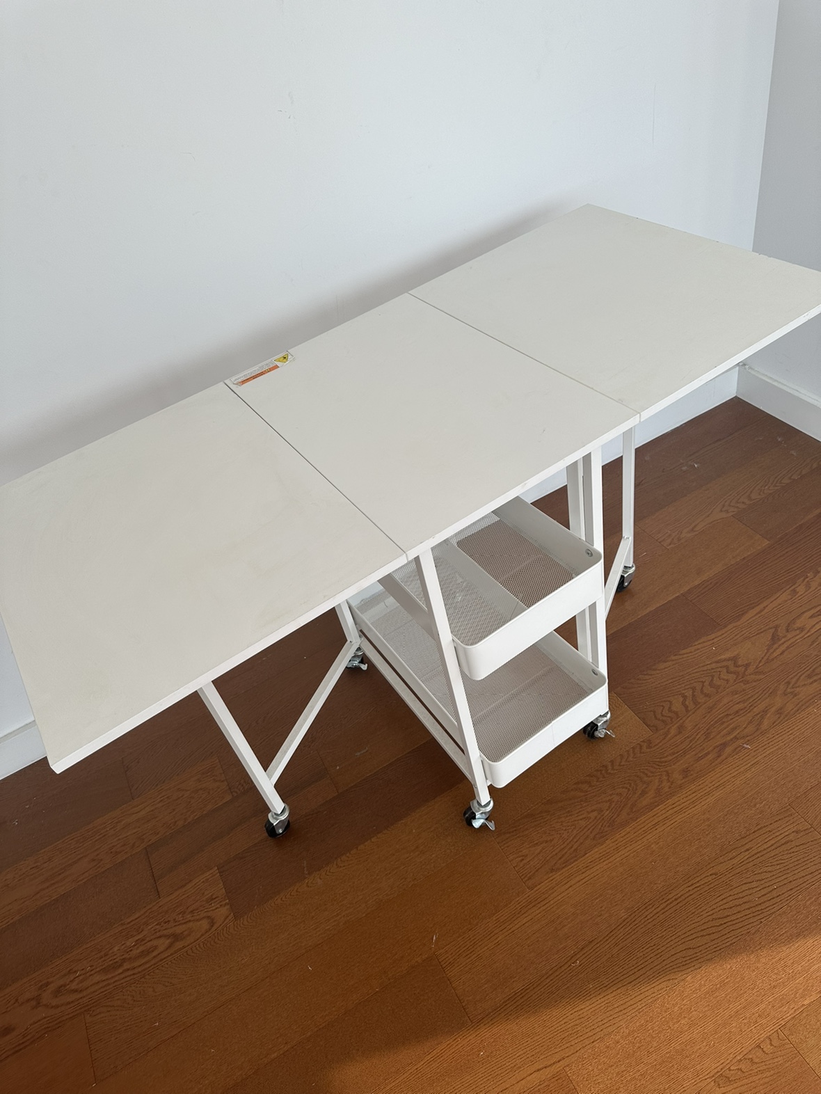 folding table - photo 2