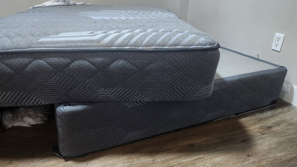 mattress and box - photo 2
