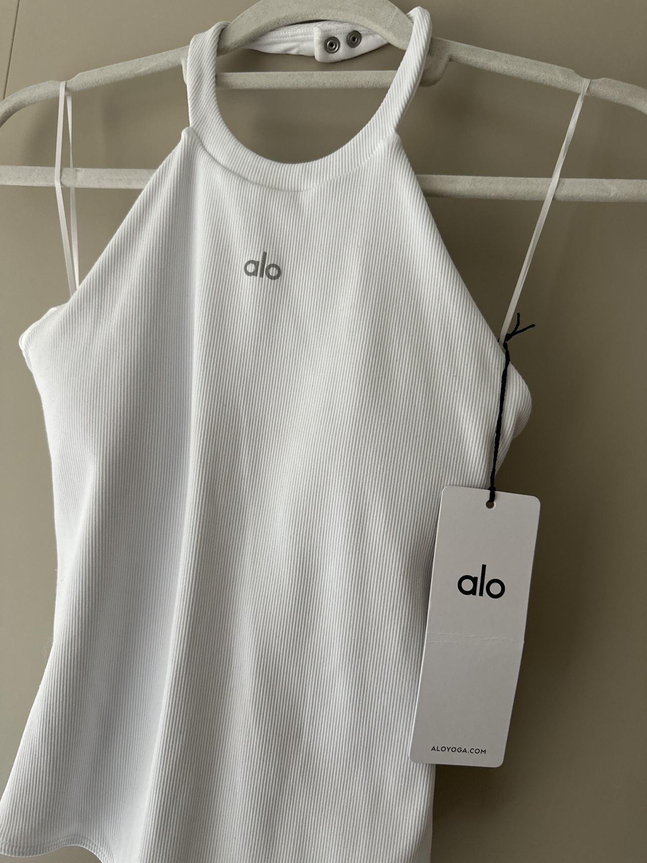 New Top alo yoga authentic thumbnail