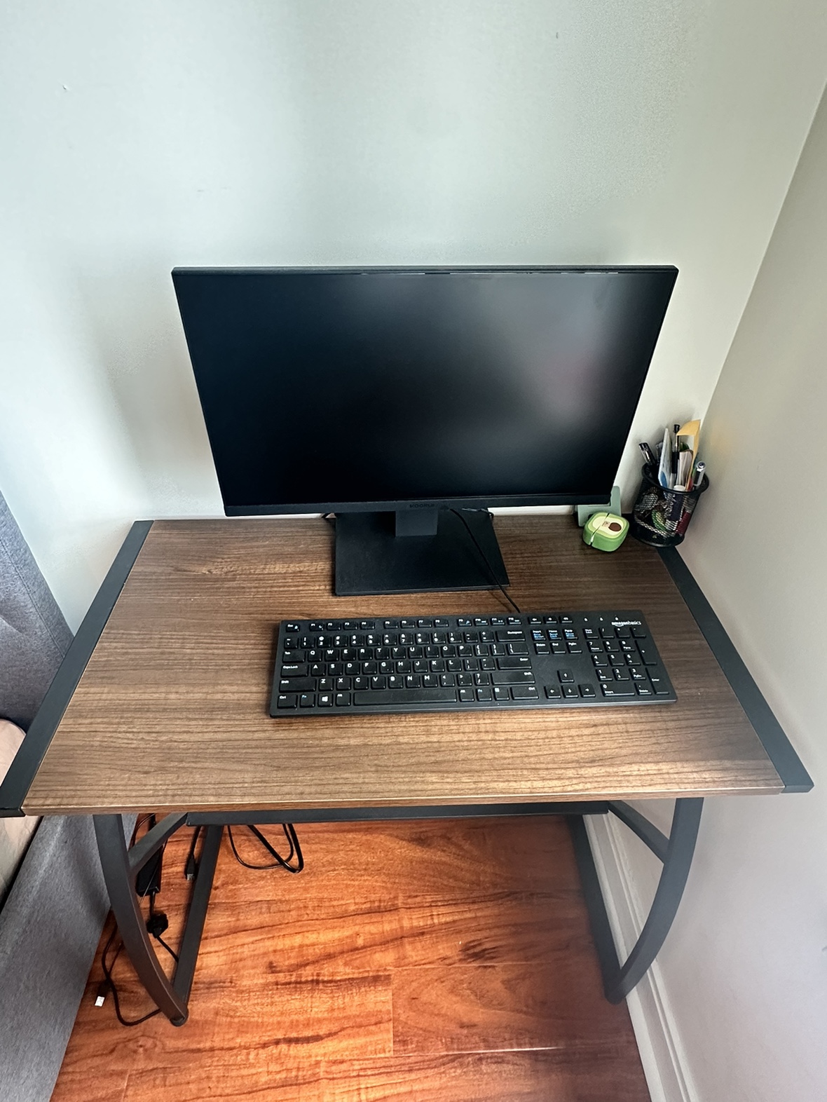Working desk and chair - photo 2